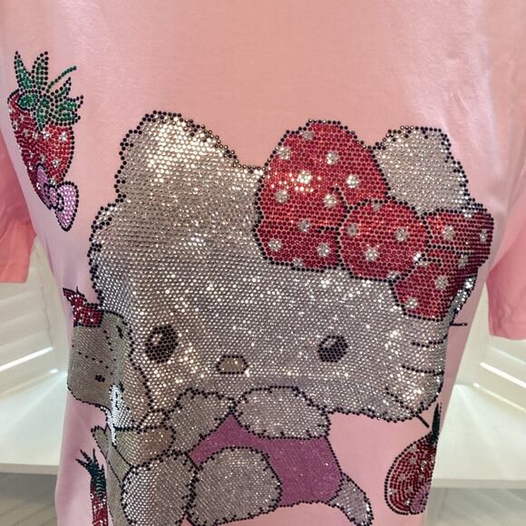 HELLO KITTY NEW BLING PINK TEE SIZE MED - Picture 4 of 5